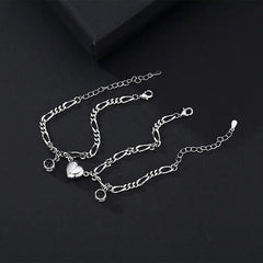 "Couple Bracelet with Simple Projection in 100 Languages"